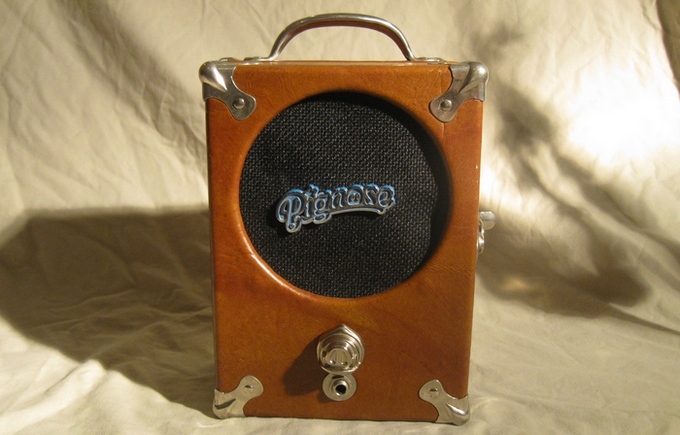 Pignose 7-100 portable amplifier